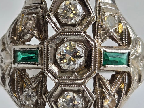 Antique Art Deco Diamond & Emerald Filigree Ring | 14K White Gold | Size 5