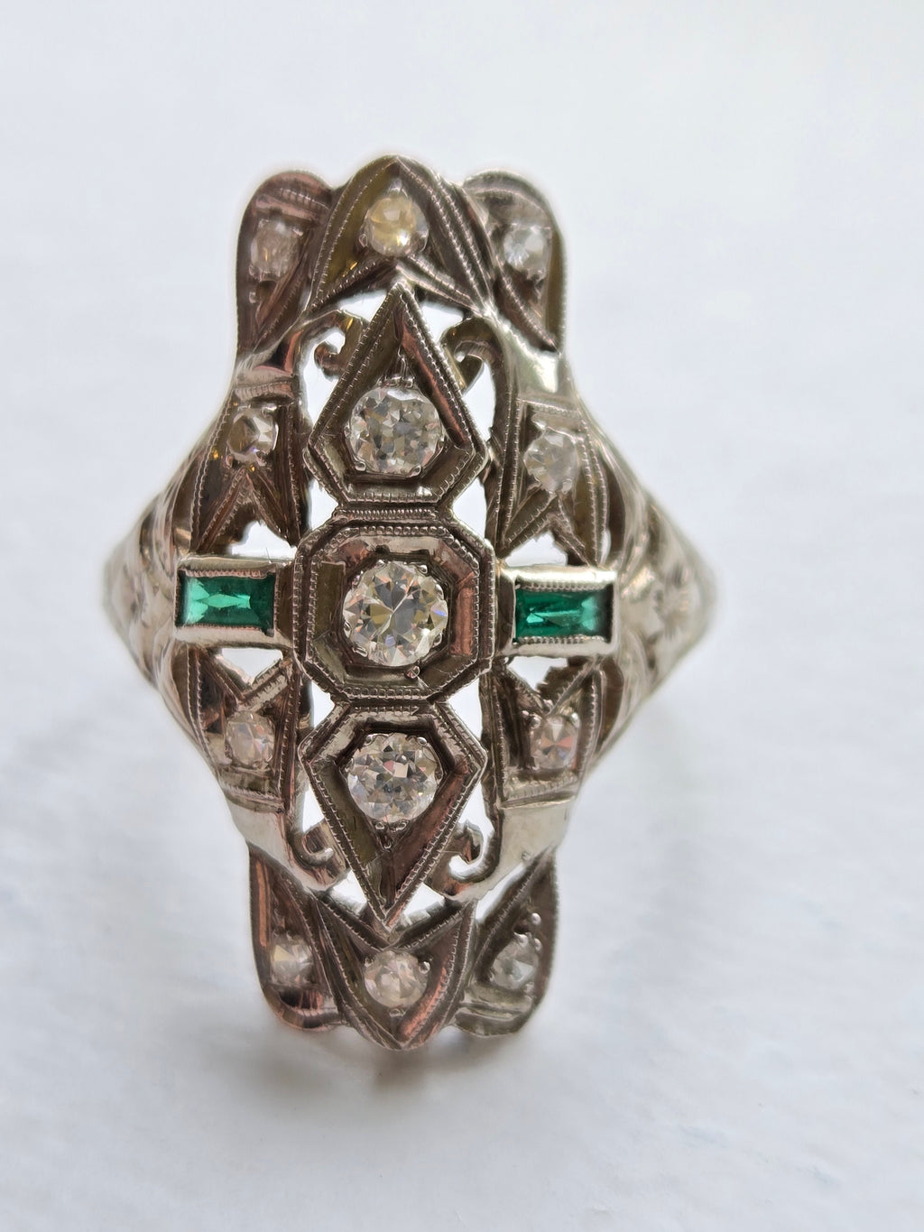Antique Art Deco Diamond & Emerald Filigree Ring | 14K White Gold | Size 5