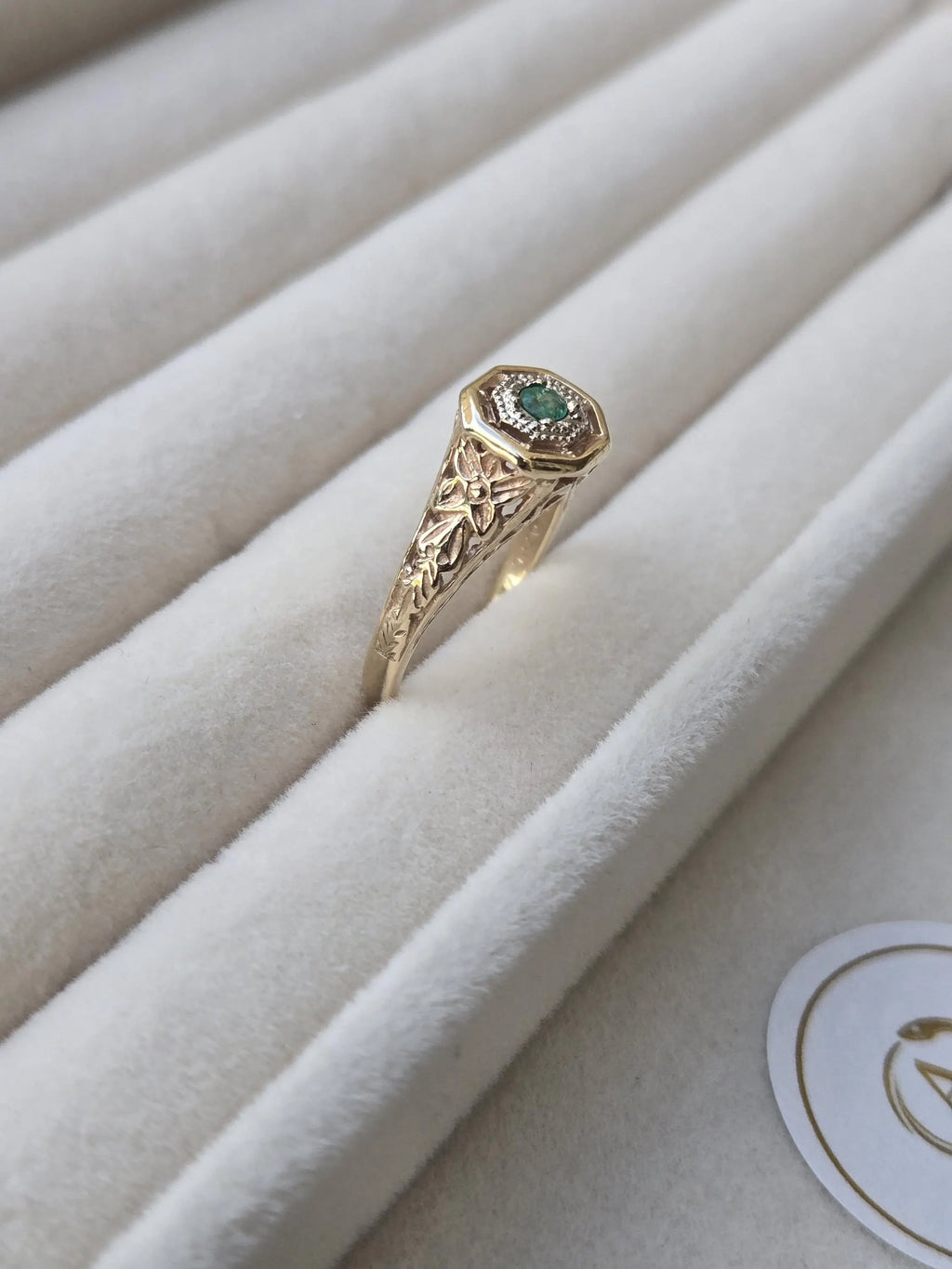 Vintage 10K Gold Filigree Ring | Natural Hexagon Emerald | Estate Ring Size 4.75