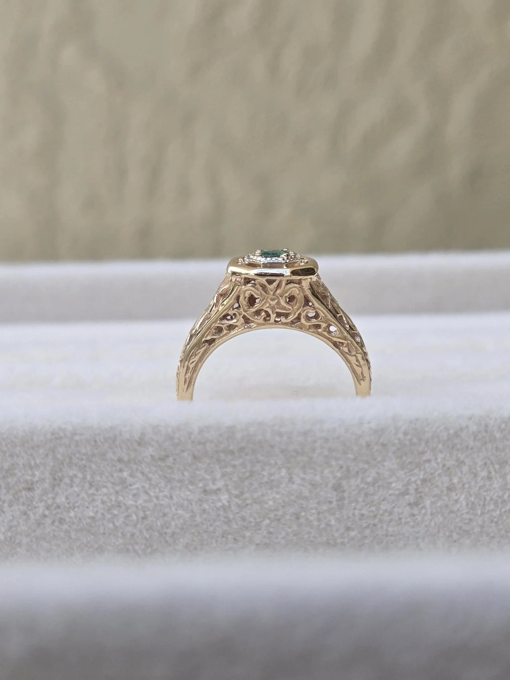 Vintage 10K Gold Filigree Ring | Natural Hexagon Emerald | Estate Ring Size 4.75